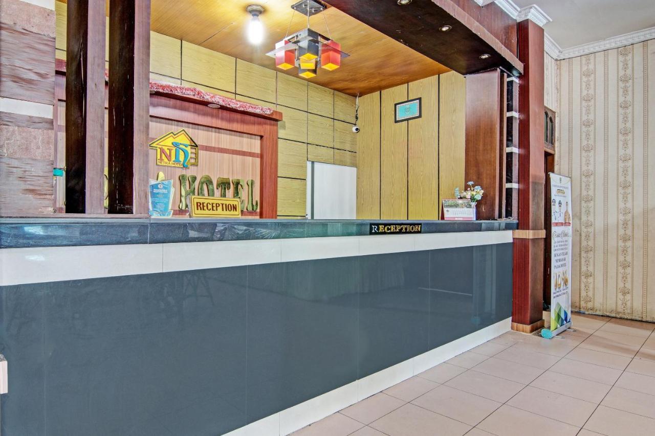 Oyo 92551 Netra Hotel Ujunbatu Esterno foto